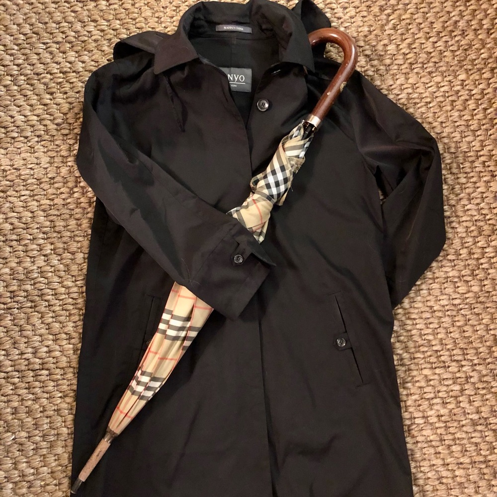Sanyo Women’s Raincoat XS Black, New Never Worn.